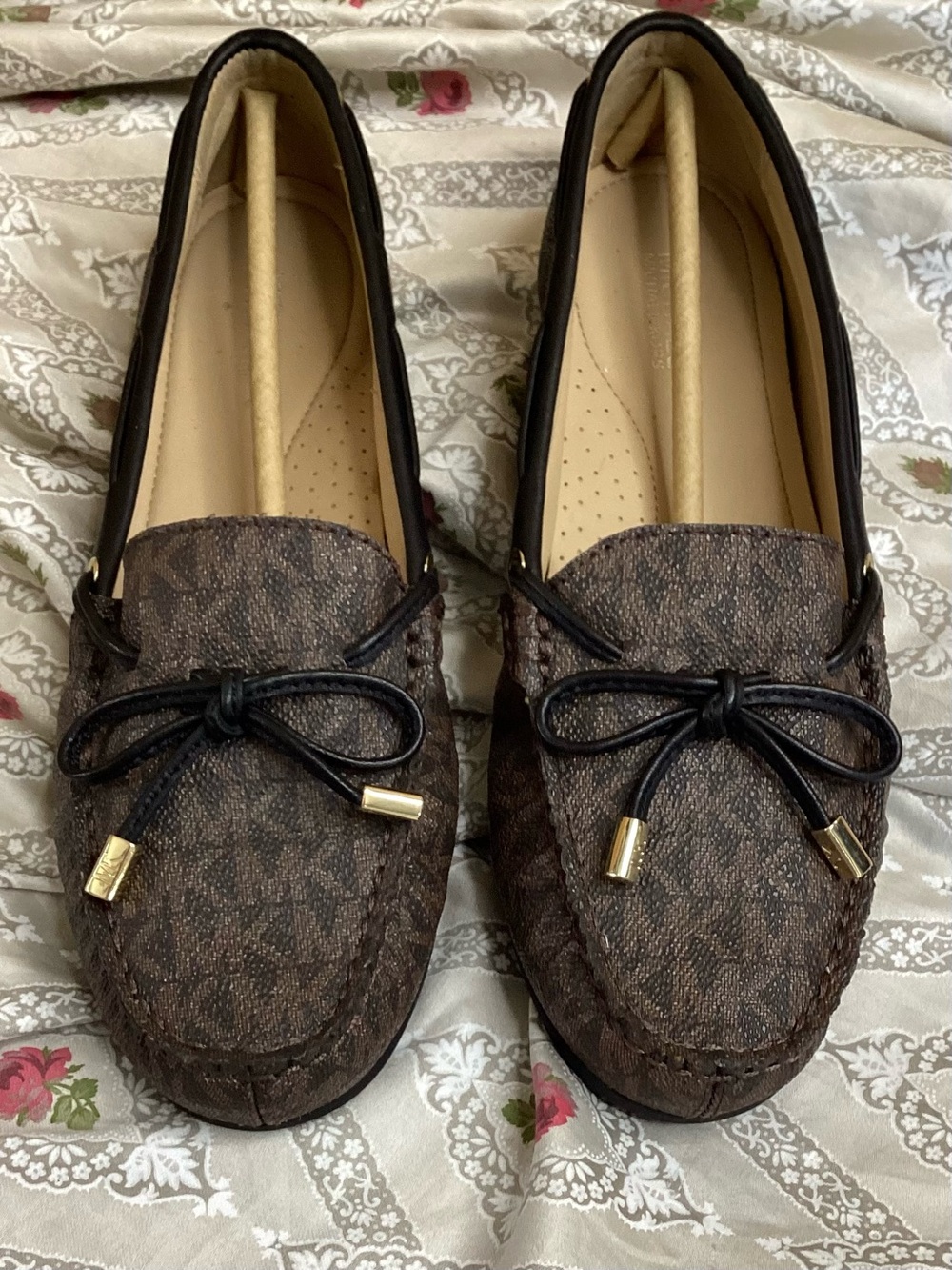 Michael Kors Juliette Monogram Sutton Moccasin Bow-Trim Driving Loafers 7.5M